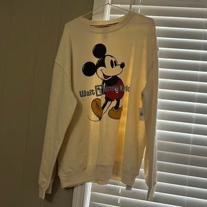 Walt Disney World Sweatshirt. NWT